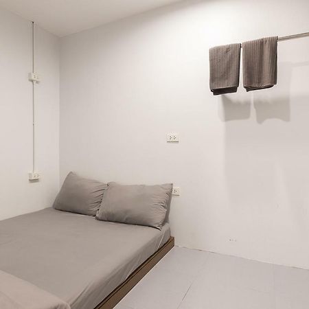 Minimal House Patong (Adults Only) Hostel Ngoại thất bức ảnh