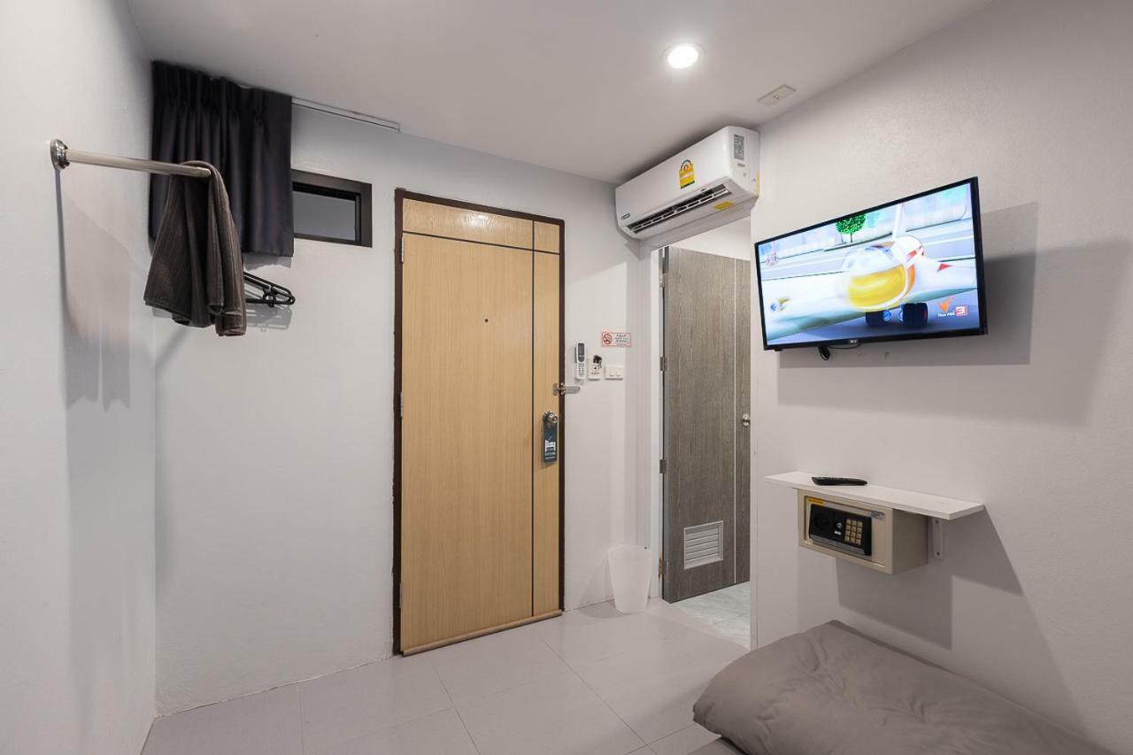 Minimal House Patong (Adults Only) Hostel Ngoại thất bức ảnh