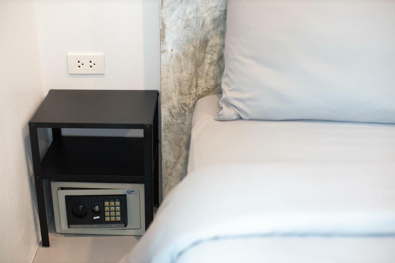 Minimal House Patong (Adults Only) Hostel Ngoại thất bức ảnh