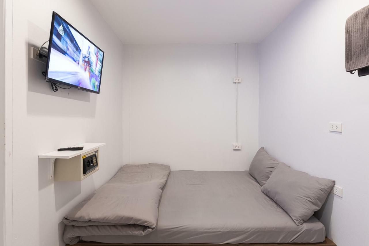 Minimal House Patong (Adults Only) Hostel Ngoại thất bức ảnh